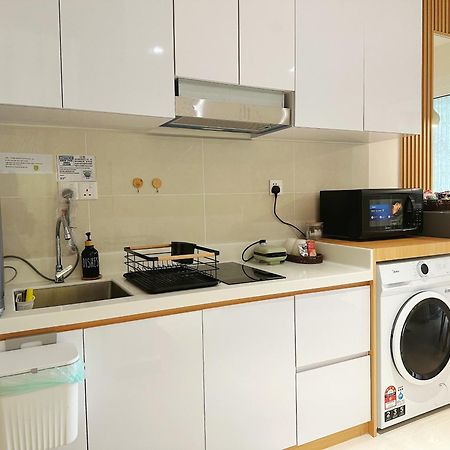 Cityview Studio Apartment At Kota Kinabalu City Centre Esterno foto
