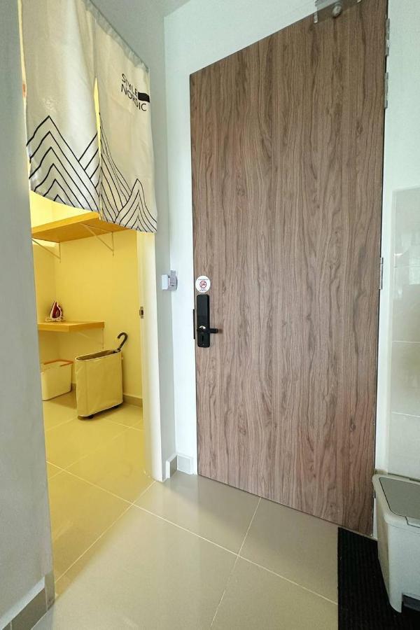 Cityview Studio Apartment At Kota Kinabalu City Centre Esterno foto