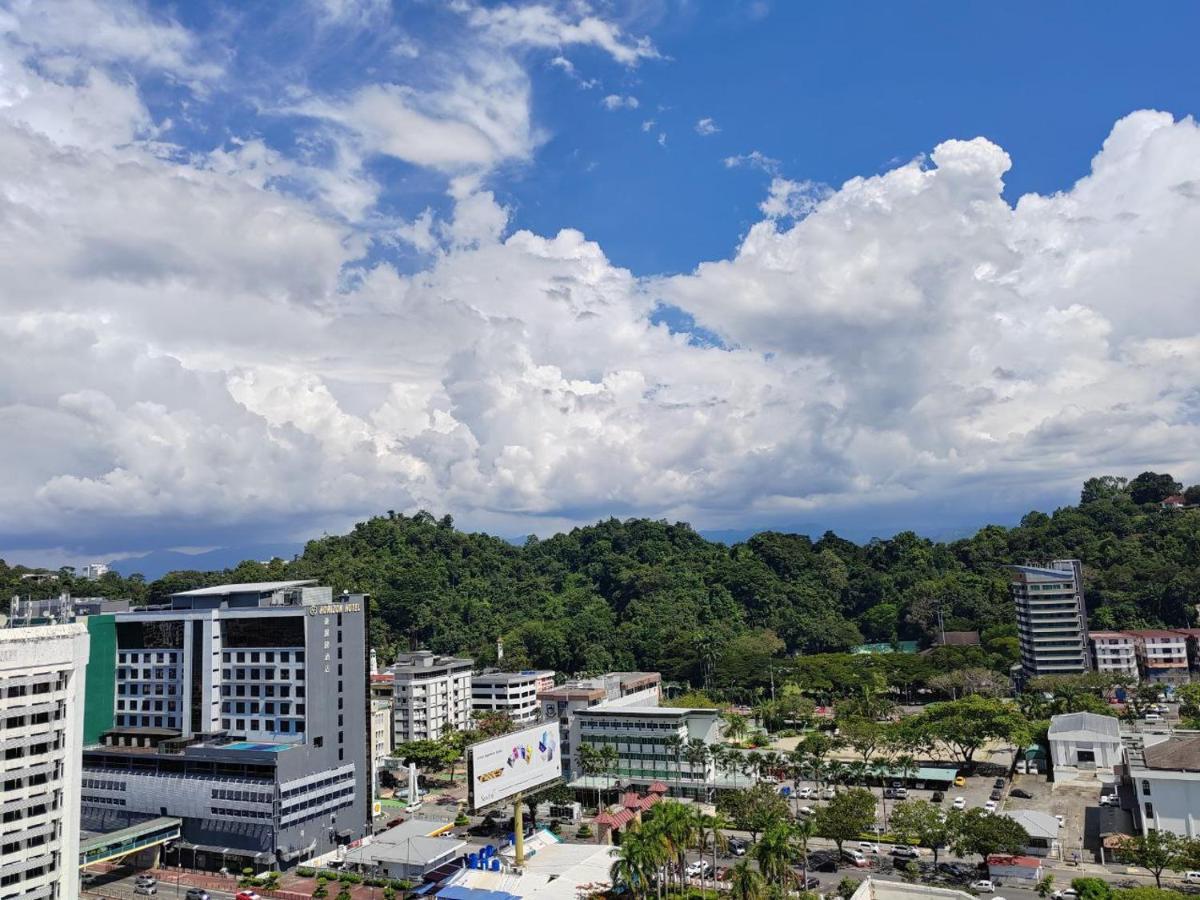 Cityview Studio Apartment At Kota Kinabalu City Centre Esterno foto